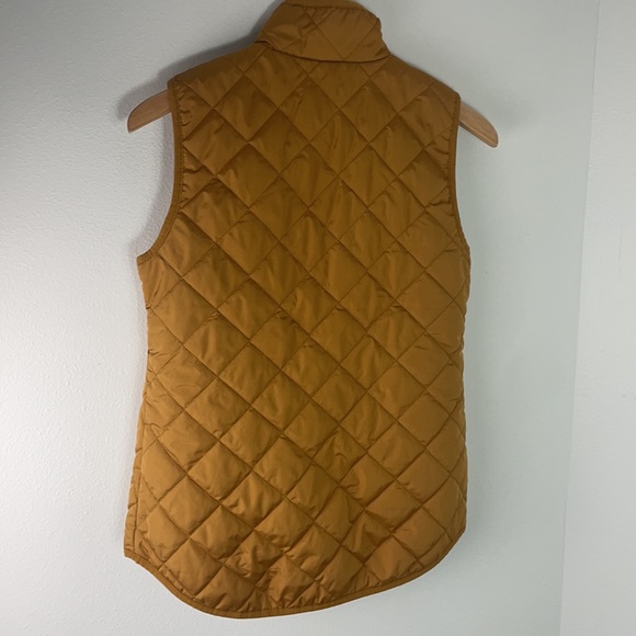 Old Navy Lightweight Quilted Vest Womens size XS - Picture 4 of 5
